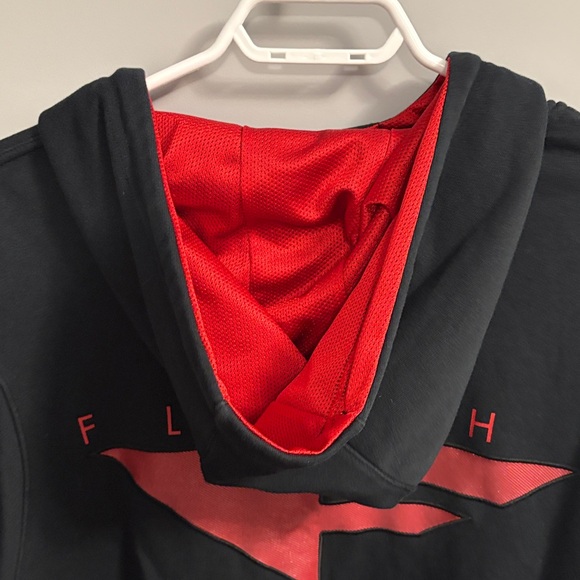 Vintage Nike Black Jacket with Red and Yellow Details - Picture 7 of 7